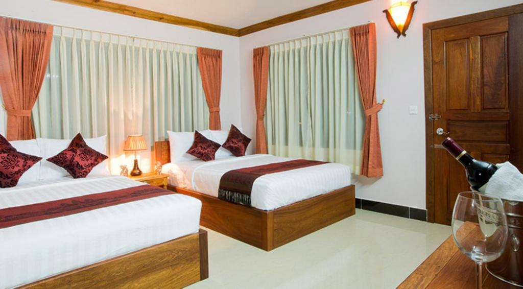 Friendly Villa Siem Reap Bagian luar foto